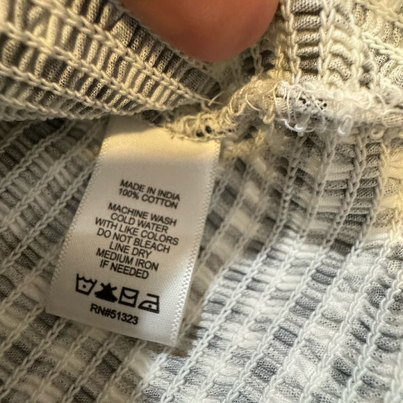 NWT CECE $69 Smocked Boho Gingham Square Neck Top Size S - Picture 6 of 6